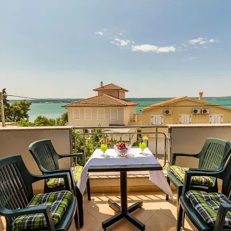 شقة Maja-3 By Interhome ماسلينتسا