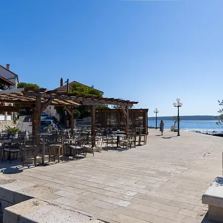 شقة Maja-3 By Interhome ماسلينتسا